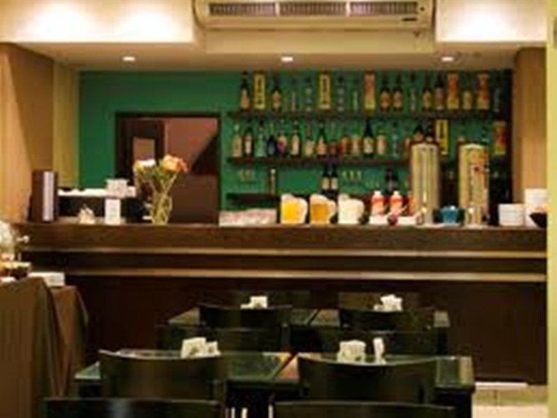 Viasui Hotel Buenos Aires Exterior photo